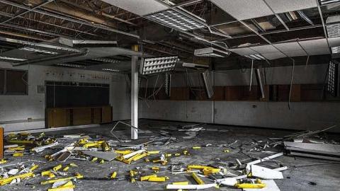 school before destruction - Dr.-F.J.-Donevan-Collegiate23.jpg