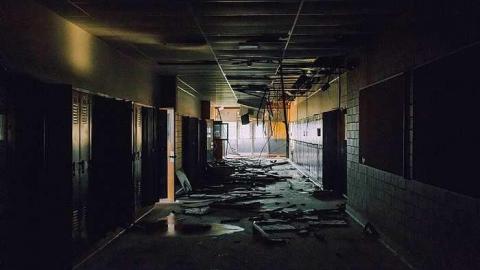 Old School - Dr.-F.J.-Donevan-Collegiate222.jpg