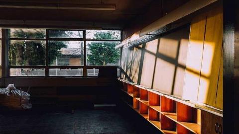 Old School - Dr.-F.J.-Donevan-Collegiate216.jpg