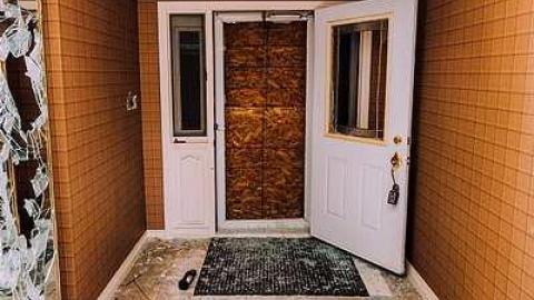 Beautiful Home - Someones-been-living-here152.jpg