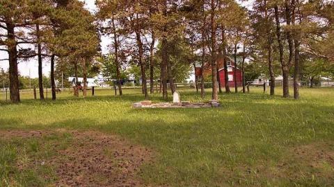 Forever Farming - Smetzer-Pioneer-Cemetery14.jpg