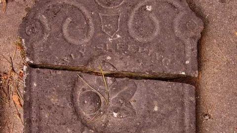 Forever Farming - Smetzer-Pioneer-Cemetery13.jpg