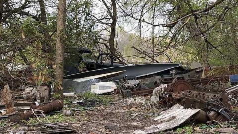 What an Old Man Left Behind. - Hoarders-Trash-Heap69.jpg