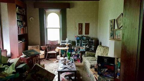 Photo from Hoarder House- June '17