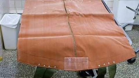 Embalming Room - DSC01076.jpg