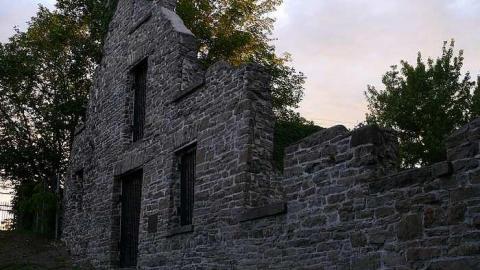 Cared-for Ruins - Merrickville-Ruins14.jpg