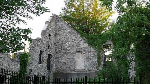 Cared-for Ruins - Merrickville-Ruins37.jpg