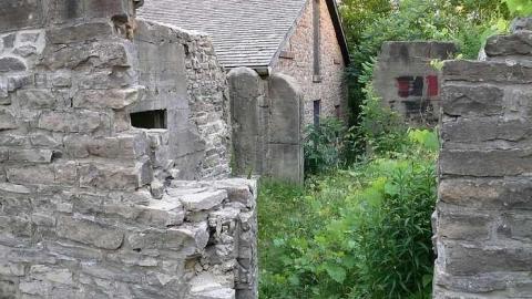 Cared-for Ruins - Merrickville-Ruins40.jpg