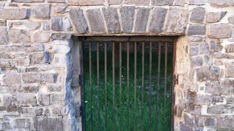 Cared-for Ruins - Merrickville-Ruins19.jpg