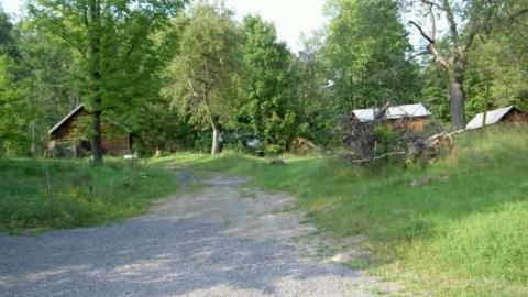 Hobbit House and more - Robertsville-Ghost-Town15.jpg