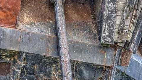 Loose Lips Sink Ships - Le-Grande-Hermine-Ghost-Ship143.jpg