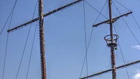 Loose Lips Sink Ships - Le-Grande-Hermine-Ghost-Ship179.jpg