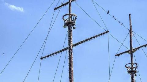 Loose Lips Sink Ships - Le-Grande-Hermine-Ghost-Ship163.jpg