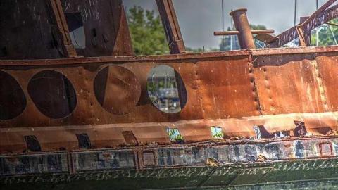 Loose Lips Sink Ships - Le-Grande-Hermine-Ghost-Ship181.jpg