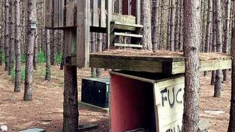 Such a Mess - Pefferlaw-Shining-House85.jpg