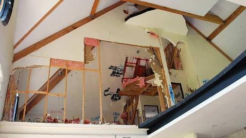 Such a Mess - Pefferlaw-Shining-House81.jpg