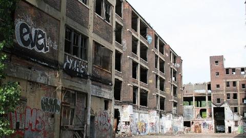 Packard Plant!  - Detroit-Packard-Plant2.jpeg