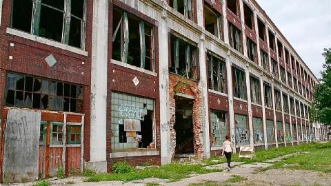 Packard Plant!  - Detroit-Packard-Plant4.jpeg