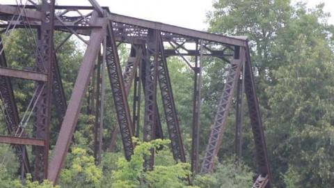 Glen Ross Train Bridge photo 2