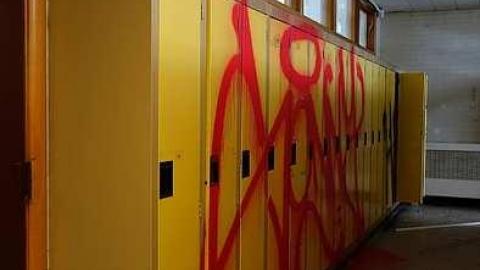 Books & Snowflakes '17 - Hardington-School18.jpg