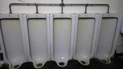 Books & Snowflakes '17 - Hardington-School33.jpg