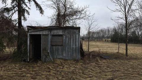 Abandoned Farm 4 - d-19720211_2160804944136279_489719161_o.jpg