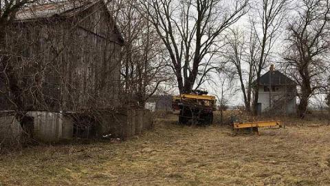 Abandoned Farm 4 - n-19724263_2160804947469612_1193709340_o.jpg