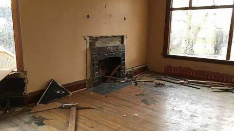 House with pool - e-19720369_2160803684136405_307783946_o.jpg