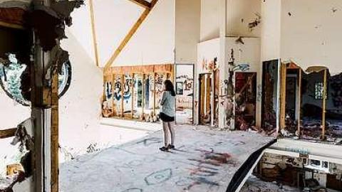 Awesome Architecture  - Pefferlaw-Shining-House31.jpg