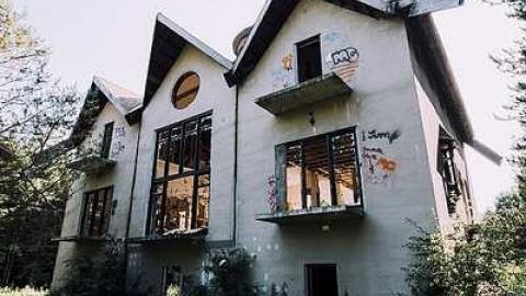 Awesome Architecture  - Pefferlaw-Shining-House40.jpg