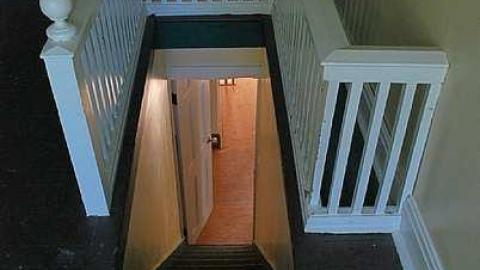 Covered In Dust - DSC_1002.jpg