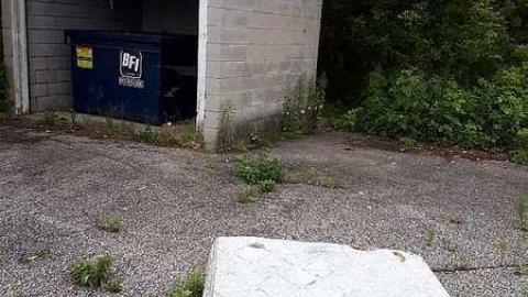 Creepy Looking Self Serve Carw - Barrie-Classic-Carwash16.jpg