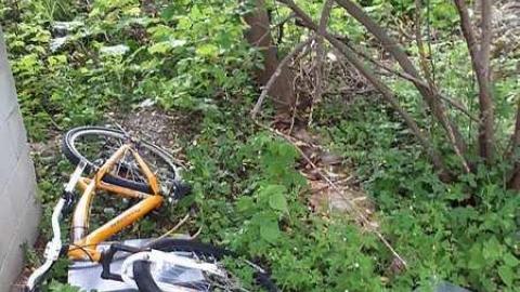 Creepy Looking Self Serve Carw - Barrie-Classic-Carwash7.jpg