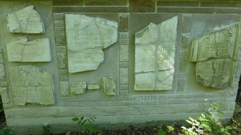 Speirs Cemetery - Centreville-Cemetery9.jpg