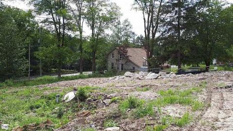 Gone - Salem-Stone-House33.jpg