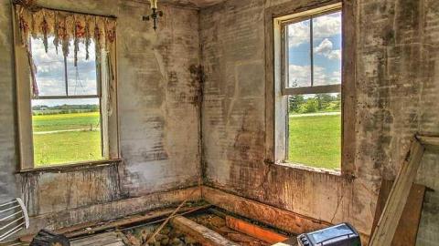 Laflamme Construction Inc. - q-EllenOAPlocadd 3llsly 037_8_9_Interior 3.jpg