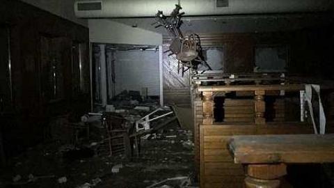 At night  - Stop-50-Truck-Stop110.jpg