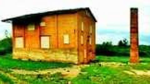 Intimidating - Cheltenham-Brickworks-Gallery154.jpg