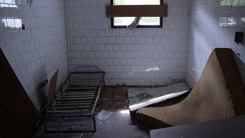 2017 Still Standing! - Motel-Longbranch314.jpg