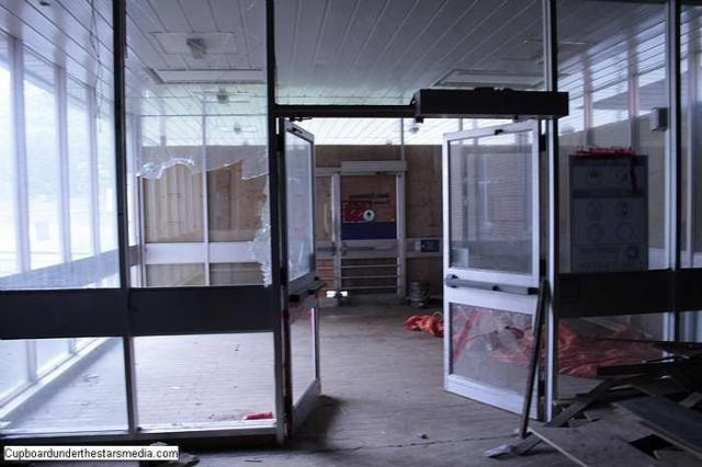 Dead Birds - St.-Josephs-Hospital-Sudbury9.jpg