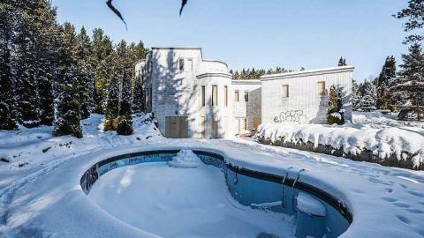 Mansion visit - Abandoned-Grow-Op-Mansion--Drug-Dealers-Mansion--King-City419.jpg