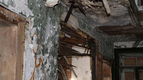 Old house - sqghoIMG_3846.jpg