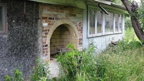 Brampton Threesome photo 4