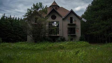 July 2017 - Pefferlaw-Shining-House139.jpg