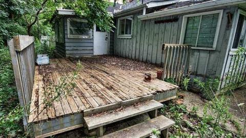 Little Grey House - IMG_0390s.jpg