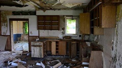 christmas lights up - Melancthon-(ghost-town)131.jpg