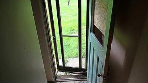 Red Bungalow - IMG_1659.jpg