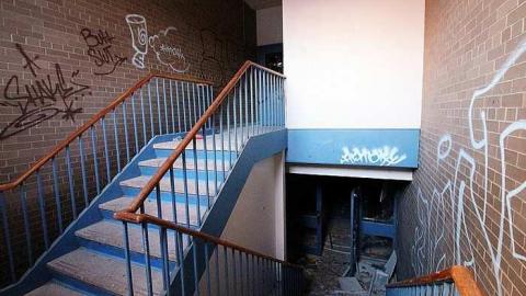 F.J. Donevan - Dr.-F.J.-Donevan-Collegiate128.jpg