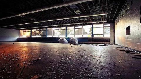 F.J. Donevan - Dr.-F.J.-Donevan-Collegiate133.jpg