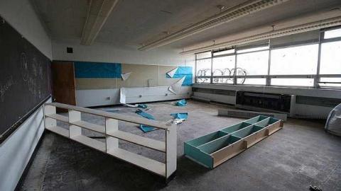 F.J. Donevan - Dr.-F.J.-Donevan-Collegiate137.jpg